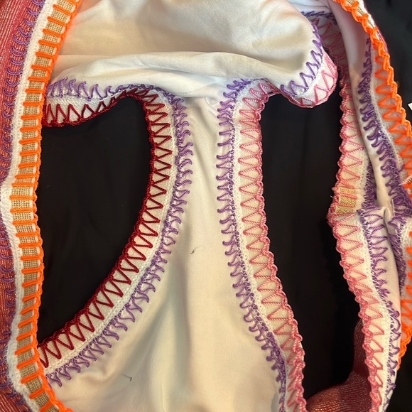Platinum inspire Solange Ferrarini Teaberry Crochet Trim Swim Bottom Size Large - Picture 11 of 14